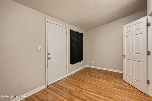 1912 W Market St, Louisville, KY 40203