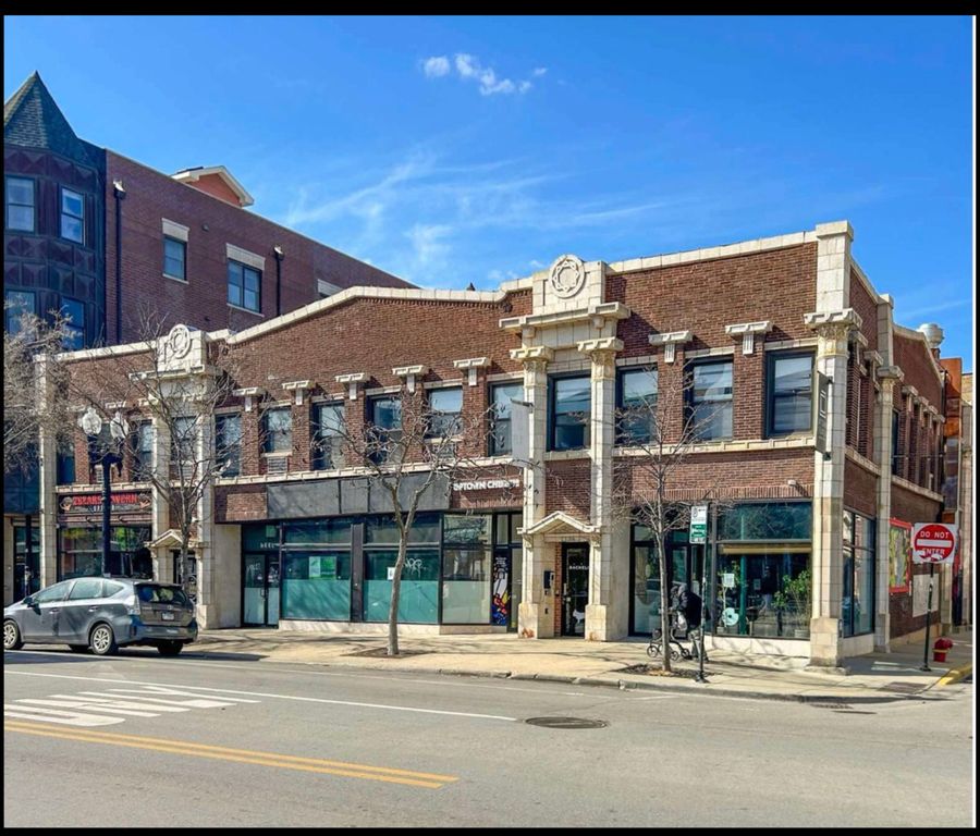 1136 W Wilson Avenue 202, Chicago, IL 60640