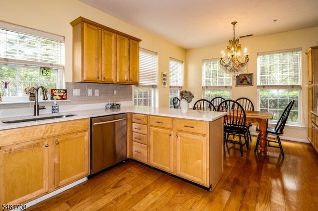 2101 Avery Ct 2101, Franklin Twp., NJ 08873