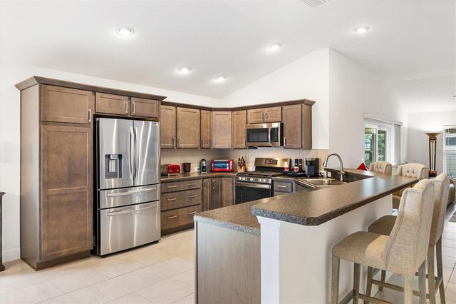 5554 MILLICAN AVENUE, The Villages, FL 32163