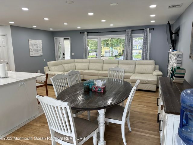 455 Redmond Avenue, Oakhurst, NJ 07755