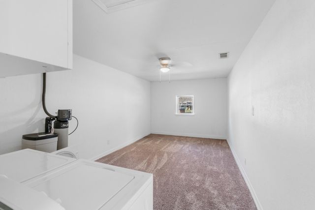 1902 Dixie LN, Round Rock, TX 78664