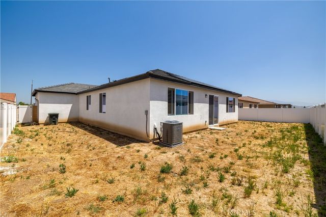 345 Charlton Street, Perris, CA 92570