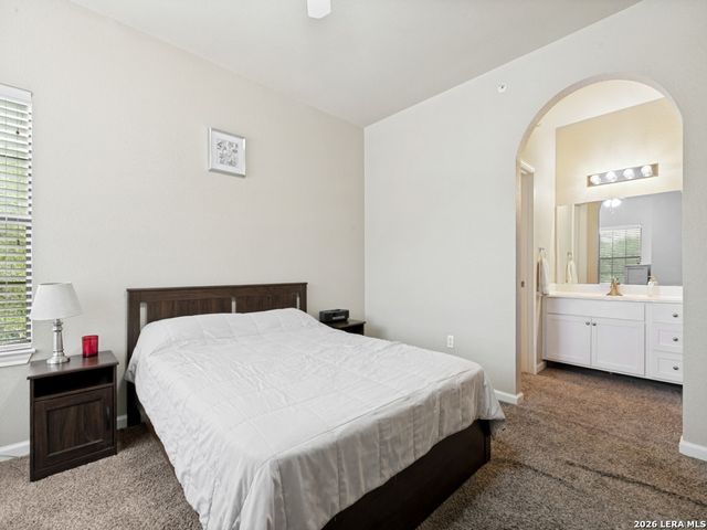 6160 Eckhert Rd Apt 201, San Antonio, TX 78240