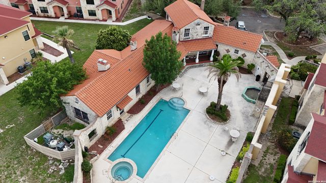 6160 Eckhert Rd Apt 201, San Antonio, TX 78240