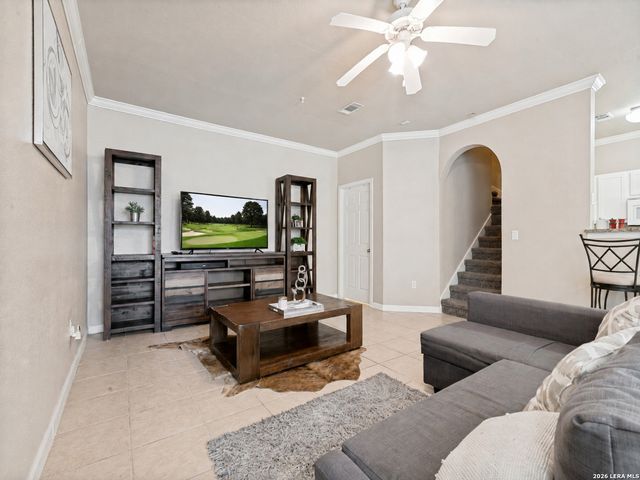6160 Eckhert Rd Apt 201, San Antonio, TX 78240