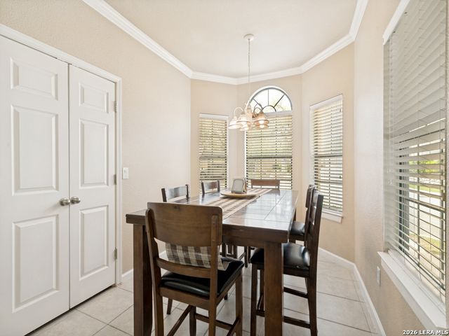 6160 Eckhert Rd Apt 201, San Antonio, TX 78240