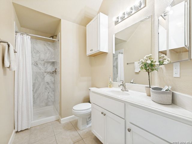 6160 Eckhert Rd Apt 201, San Antonio, TX 78240