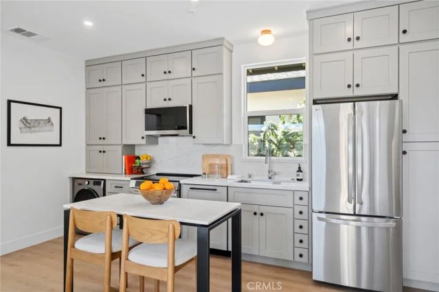 314 E 16th C, Costa Mesa, CA 92627