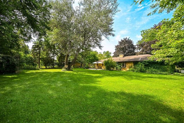 4520 N 144th STREET, Brookfield, WI 53005