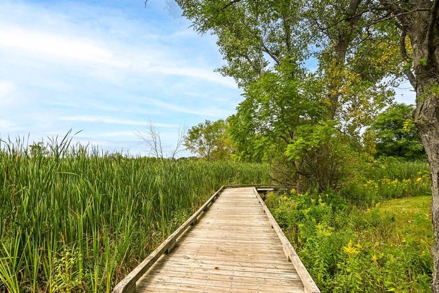 4520 N 144th STREET, Brookfield, WI 53005