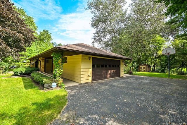 4520 N 144th STREET, Brookfield, WI 53005