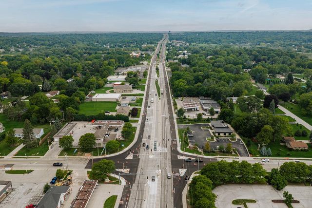 4520 N 144th STREET, Brookfield, WI 53005
