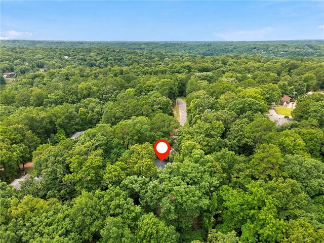 1 Looe Lane, Bella Vista, AR 72714