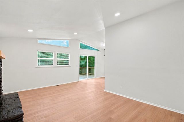 1 Looe Lane, Bella Vista, AR 72714
