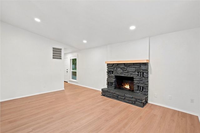 1 Looe Lane, Bella Vista, AR 72714