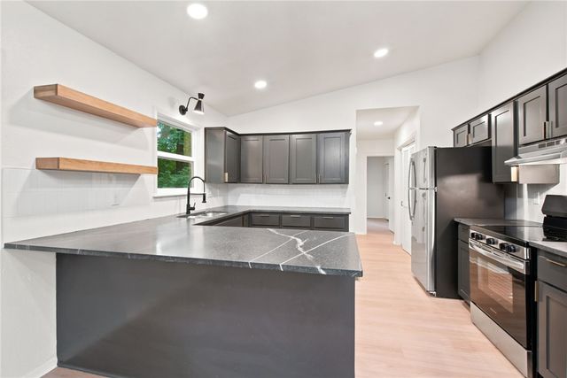 1 Looe Lane, Bella Vista, AR 72714