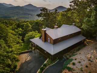 349 Moon Shadow View N, Blairsville, GA 30512