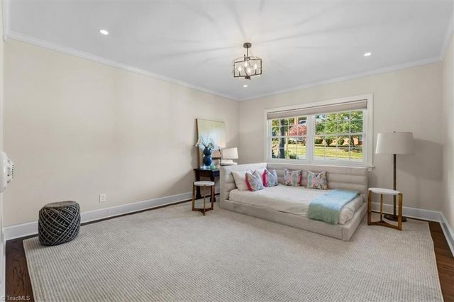 1902 Pembroke Road, Greensboro, NC 27408