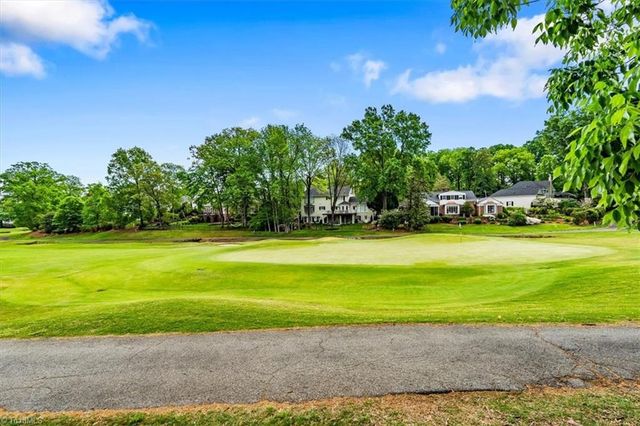 1902 Pembroke Road, Greensboro, NC 27408