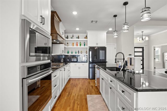 8202 N 150th East Avenue, Owasso, OK 74055