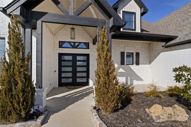 8202 N 150th East Avenue, Owasso, OK 74055