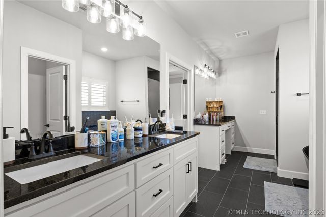 8202 N 150th East Avenue, Owasso, OK 74055