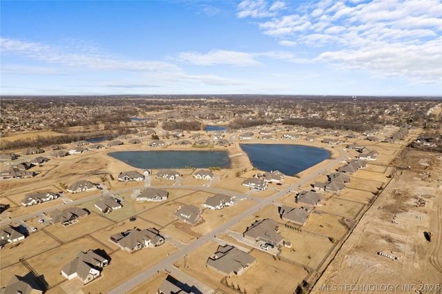 8202 N 150th East Avenue, Owasso, OK 74055