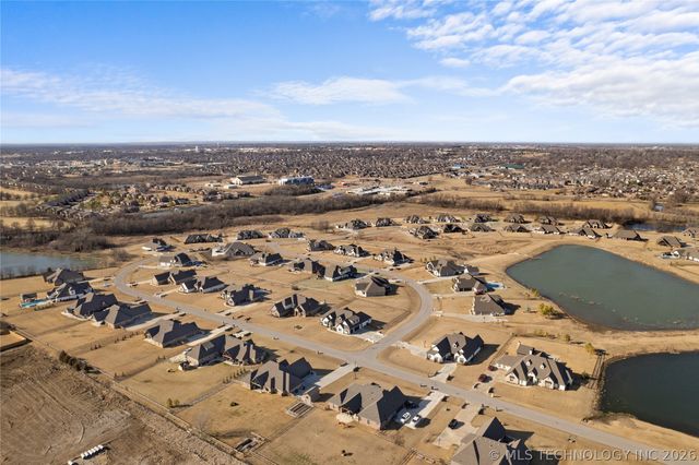 8202 N 150th East Avenue, Owasso, OK 74055