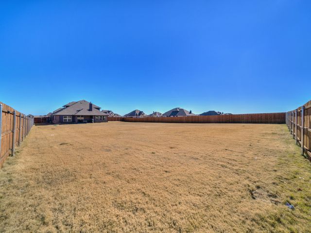 12729 Barretta Drive, Godley, TX 76044