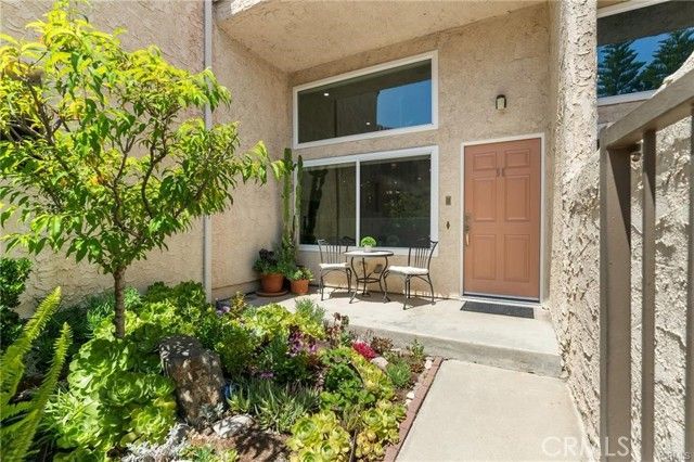 23401 Park Sorrento 55, Calabasas, CA 91302