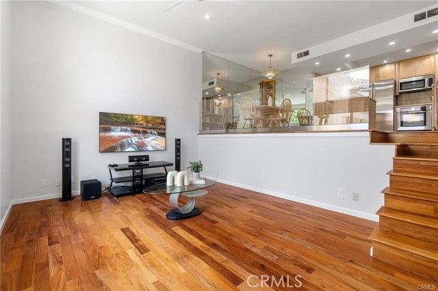 23401 Park Sorrento 55, Calabasas, CA 91302