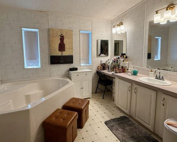 4817 ROLLINGLEN LOOP W, Lakeland, FL 33810