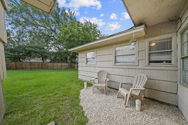 2017 Isla Drive, Pearland, TX 77581