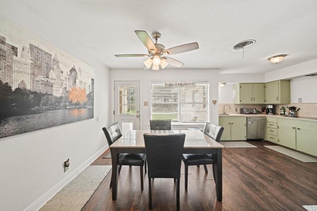 2017 Isla Drive, Pearland, TX 77581