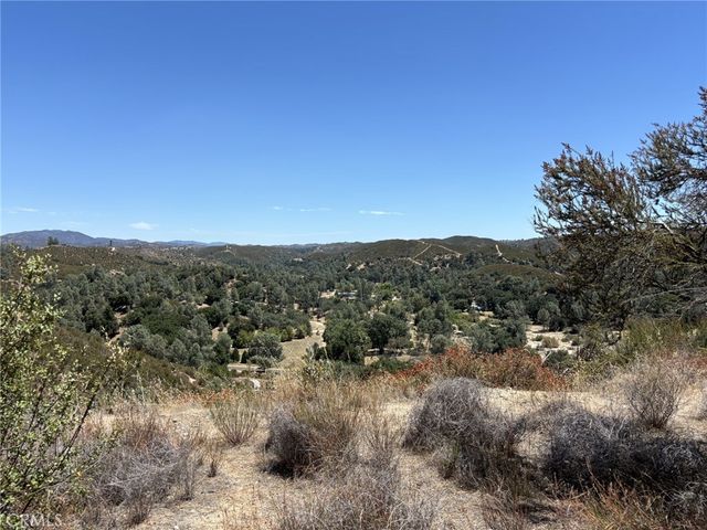 4760 Calf Canyon, Creston, CA 93432