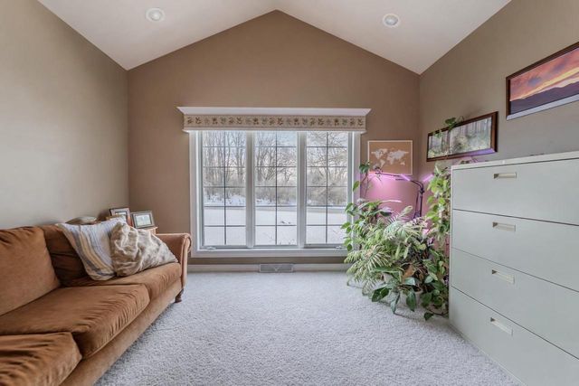 4262 BELLHAVEN LANE, Oshkosh, WI 54904