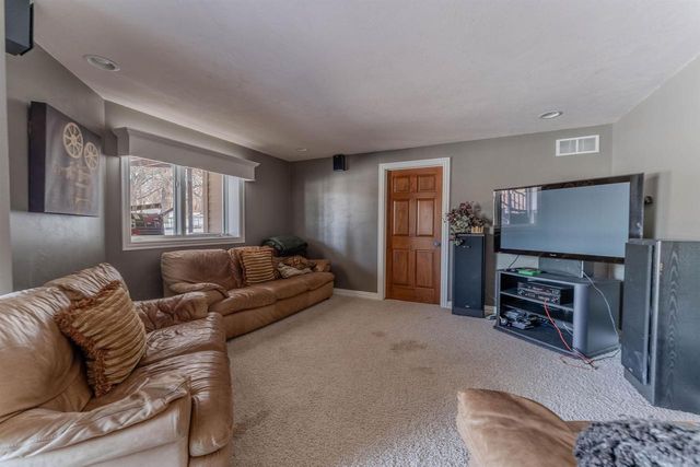 4262 BELLHAVEN LANE, Oshkosh, WI 54904