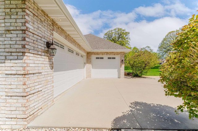 4262 BELLHAVEN LANE, Oshkosh, WI 54904