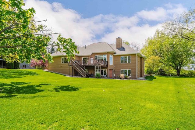 4262 BELLHAVEN LANE, Oshkosh, WI 54904