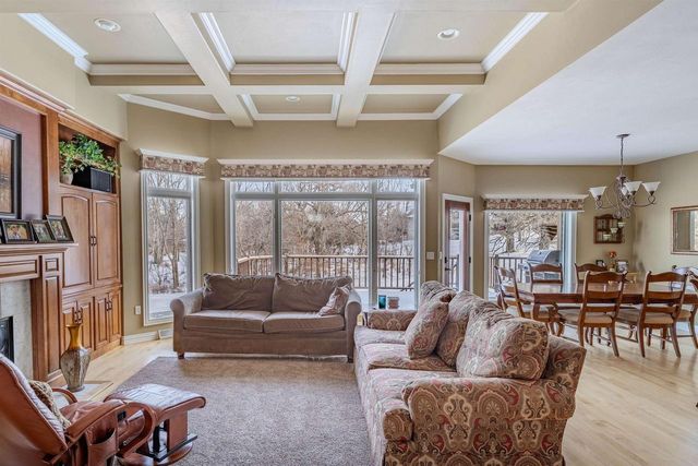 4262 BELLHAVEN LANE, Oshkosh, WI 54904