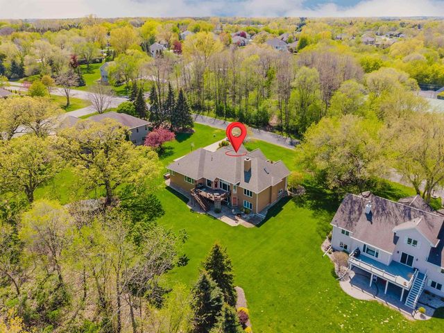 4262 BELLHAVEN LANE, Oshkosh, WI 54904