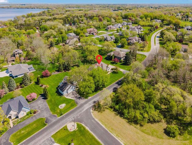 4262 BELLHAVEN LANE, Oshkosh, WI 54904