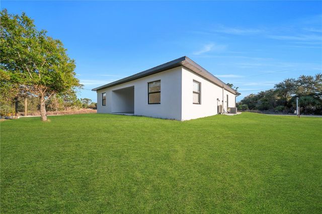 4007 E 19TH STREET, Lehigh Acres, FL 33972