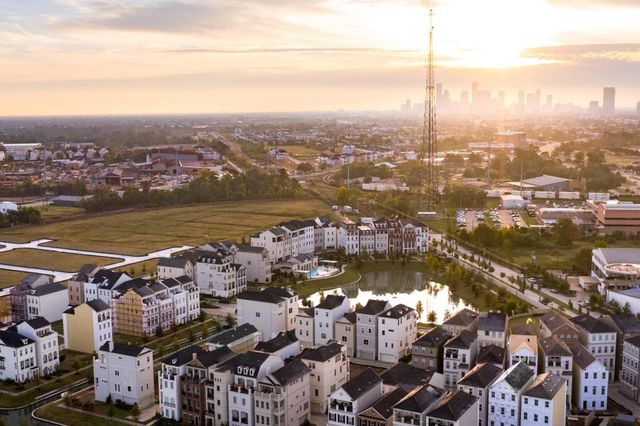 3603 Kensington Gardens Lane, Houston, TX 77055