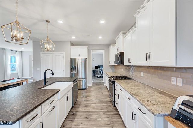 2727 Dilly Dally Court, Apex, NC 27539