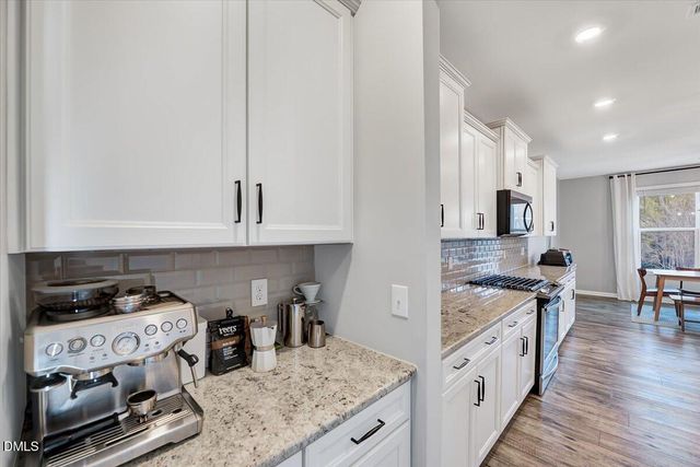 2727 Dilly Dally Court, Apex, NC 27539