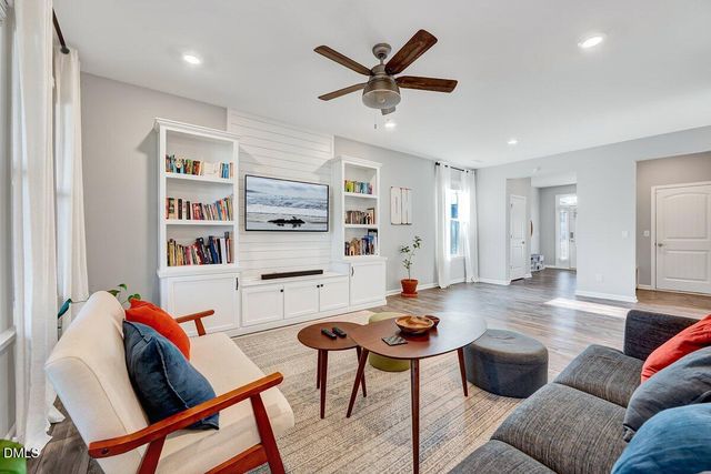 2727 Dilly Dally Court, Apex, NC 27539