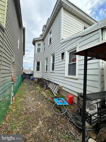 4014 ASHBURNER ST, Philadelphia, PA 19136