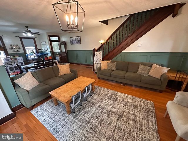 4014 ASHBURNER ST, Philadelphia, PA 19136